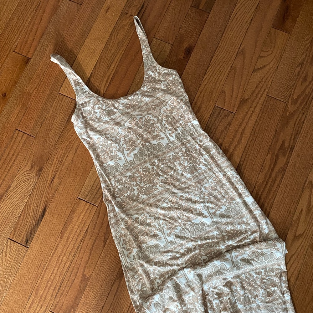 SOLD Novella Royale Dress